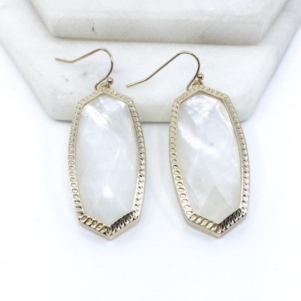 Elegant Gold Mother of Pearl Dangle Earrings